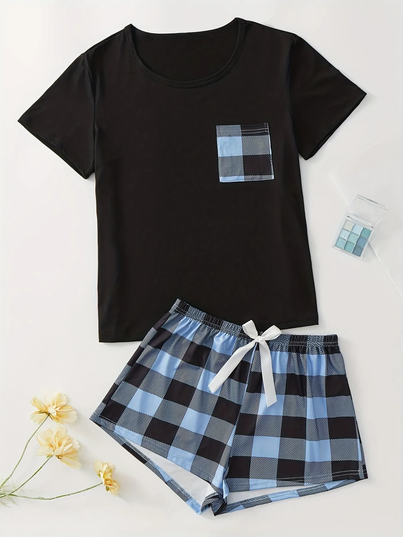 Casual & Comfy Plaid Pajamas Set Round Collar Short Top Pajama Shorts With Bowknot