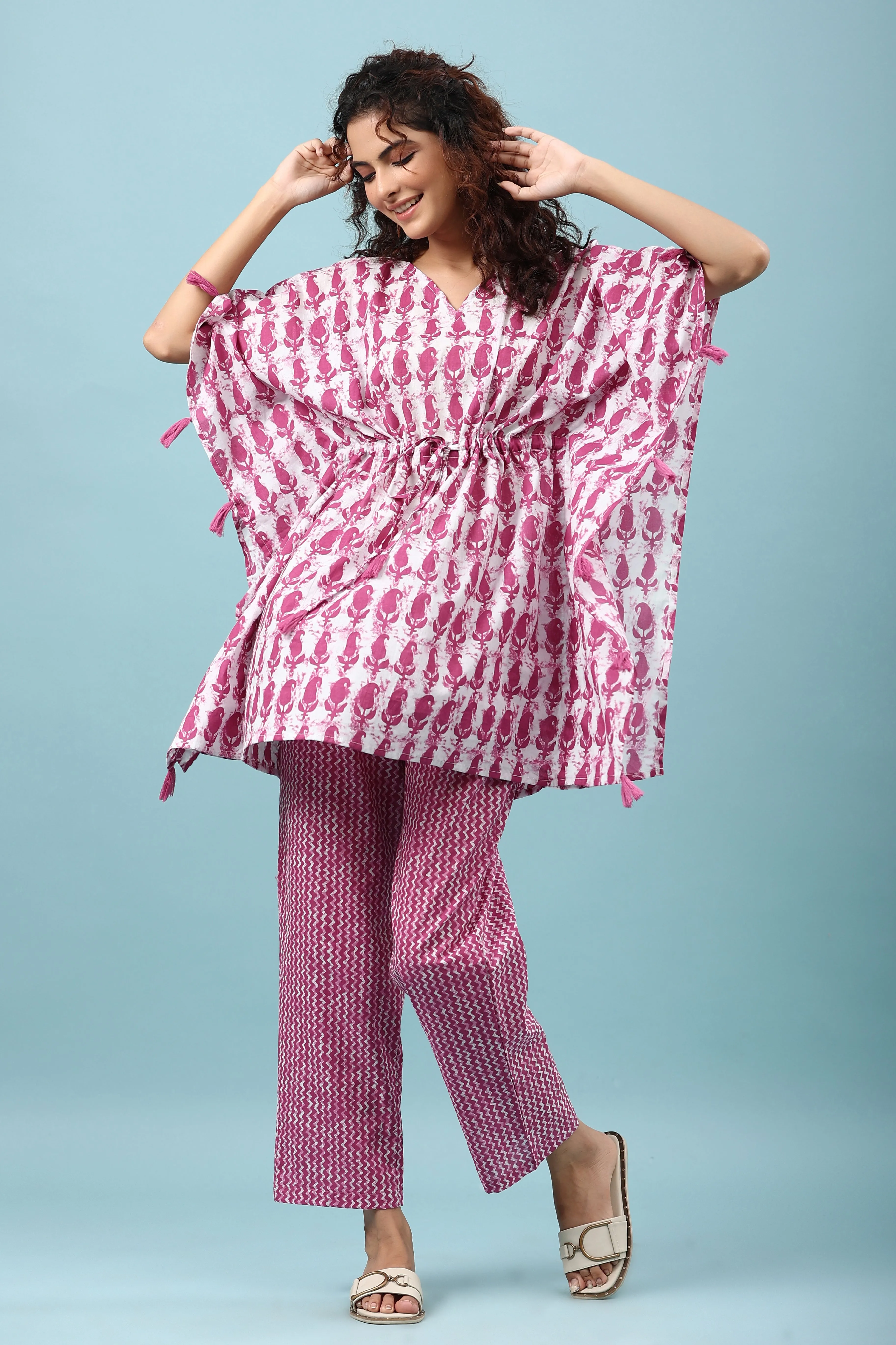 Daabu on Mauve Kaftan Pajama