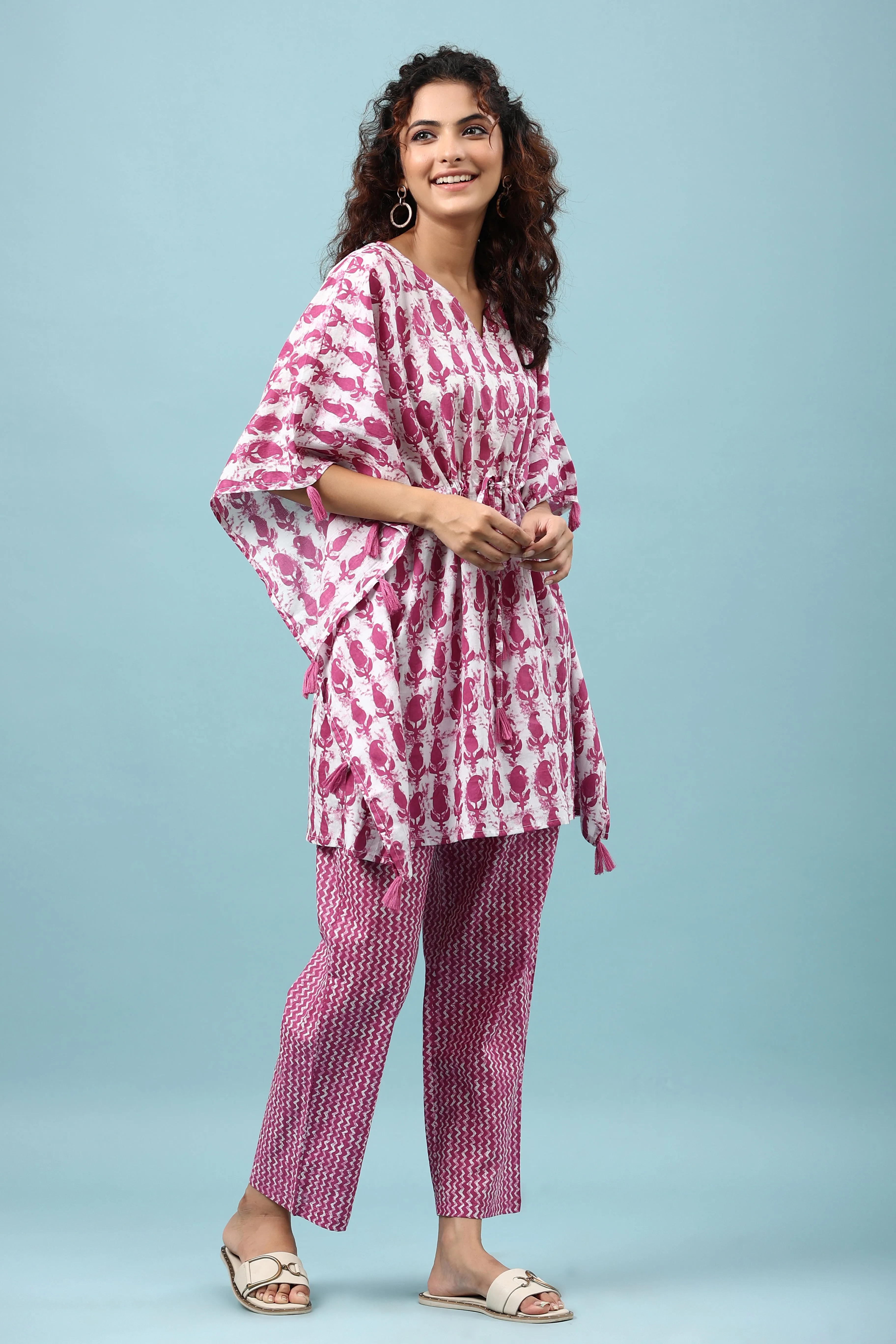 Daabu on Mauve Kaftan Pajama