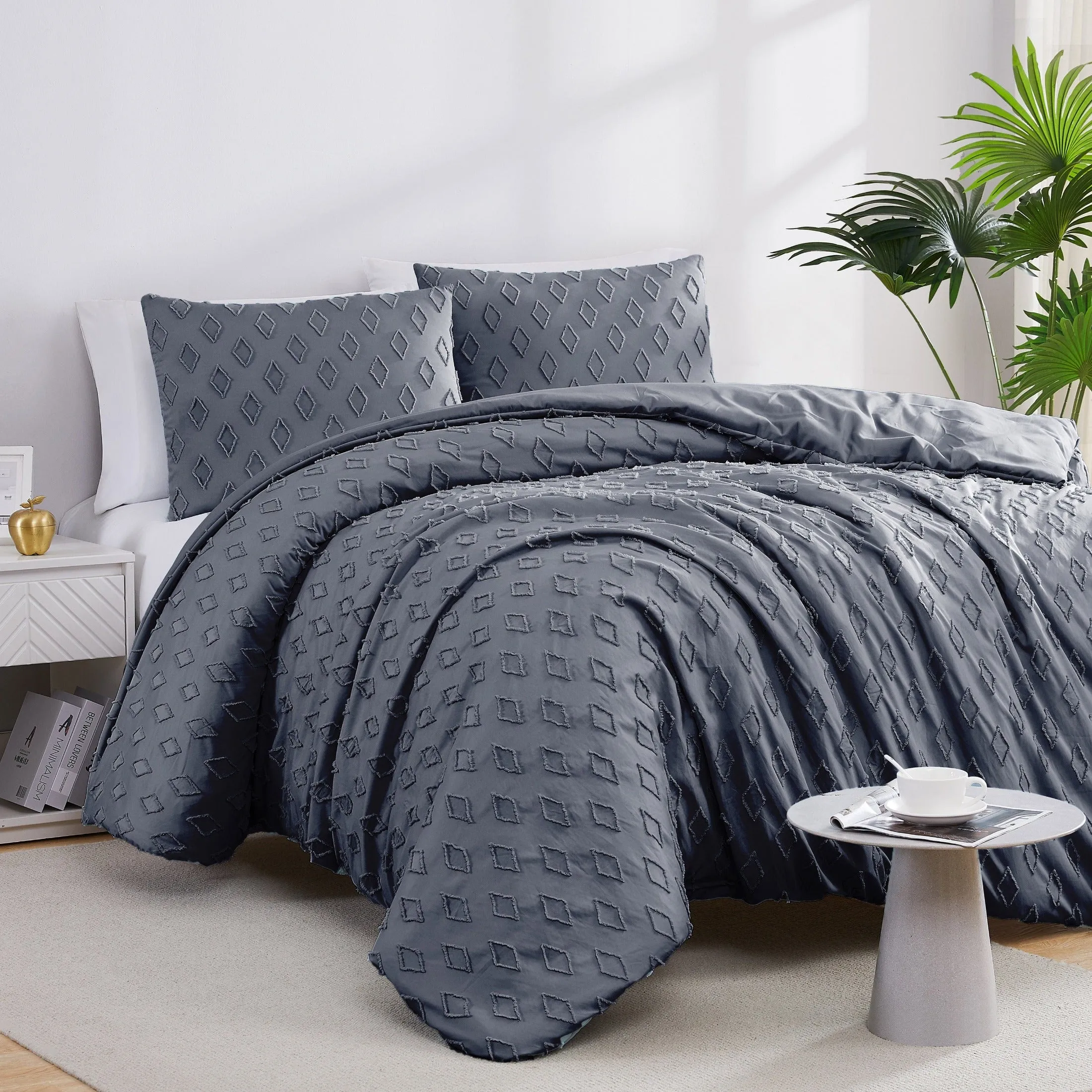 Delta Clipped Jacquard Duvet Cover Set