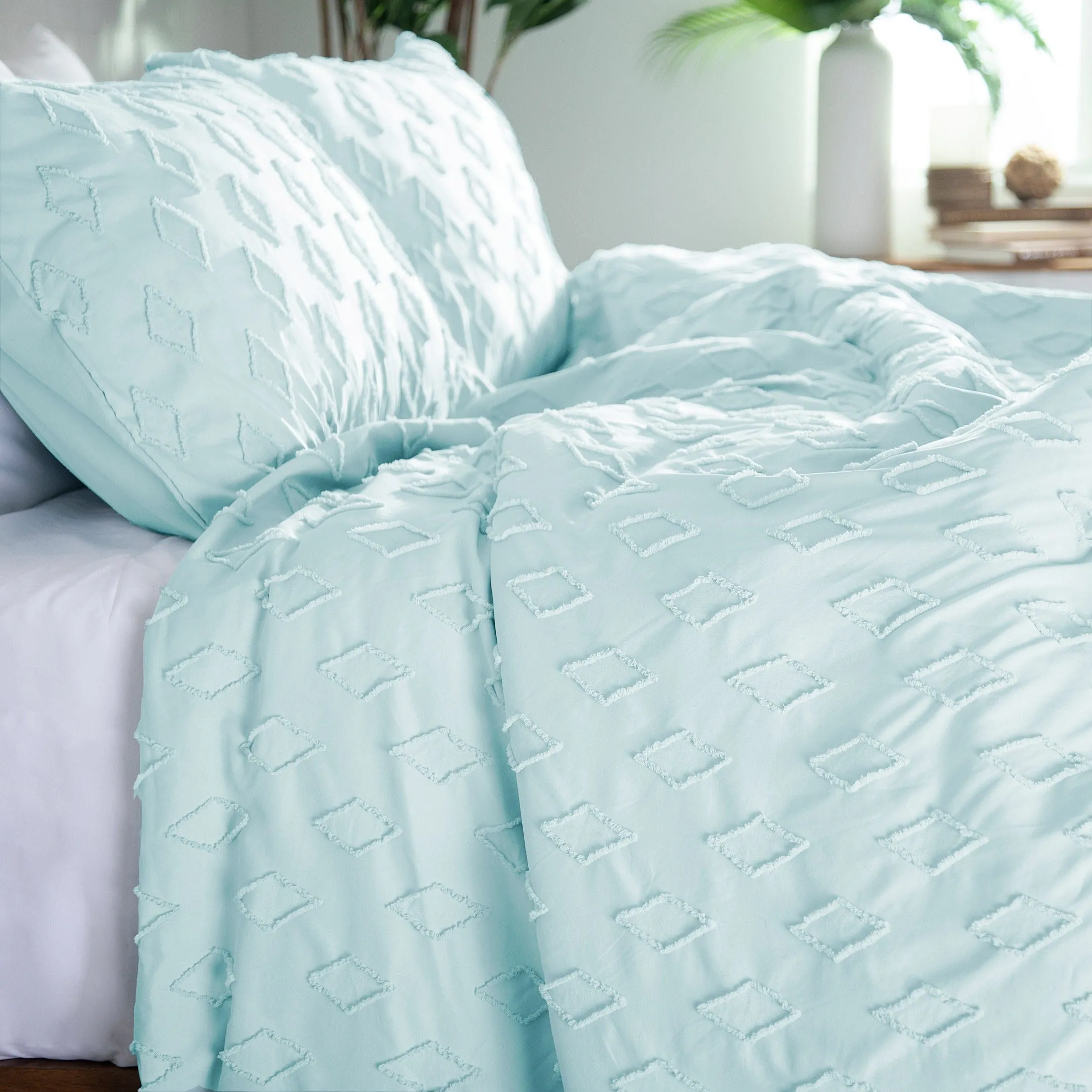 Delta Clipped Jacquard Duvet Cover Set