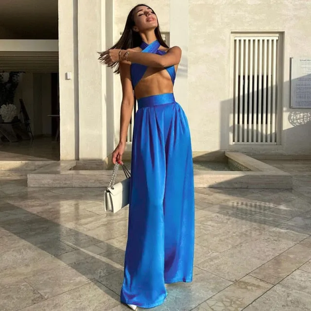 Elise Elegant 2-piece Halter Crop Top and Wide-leg Pants Matching Outfit