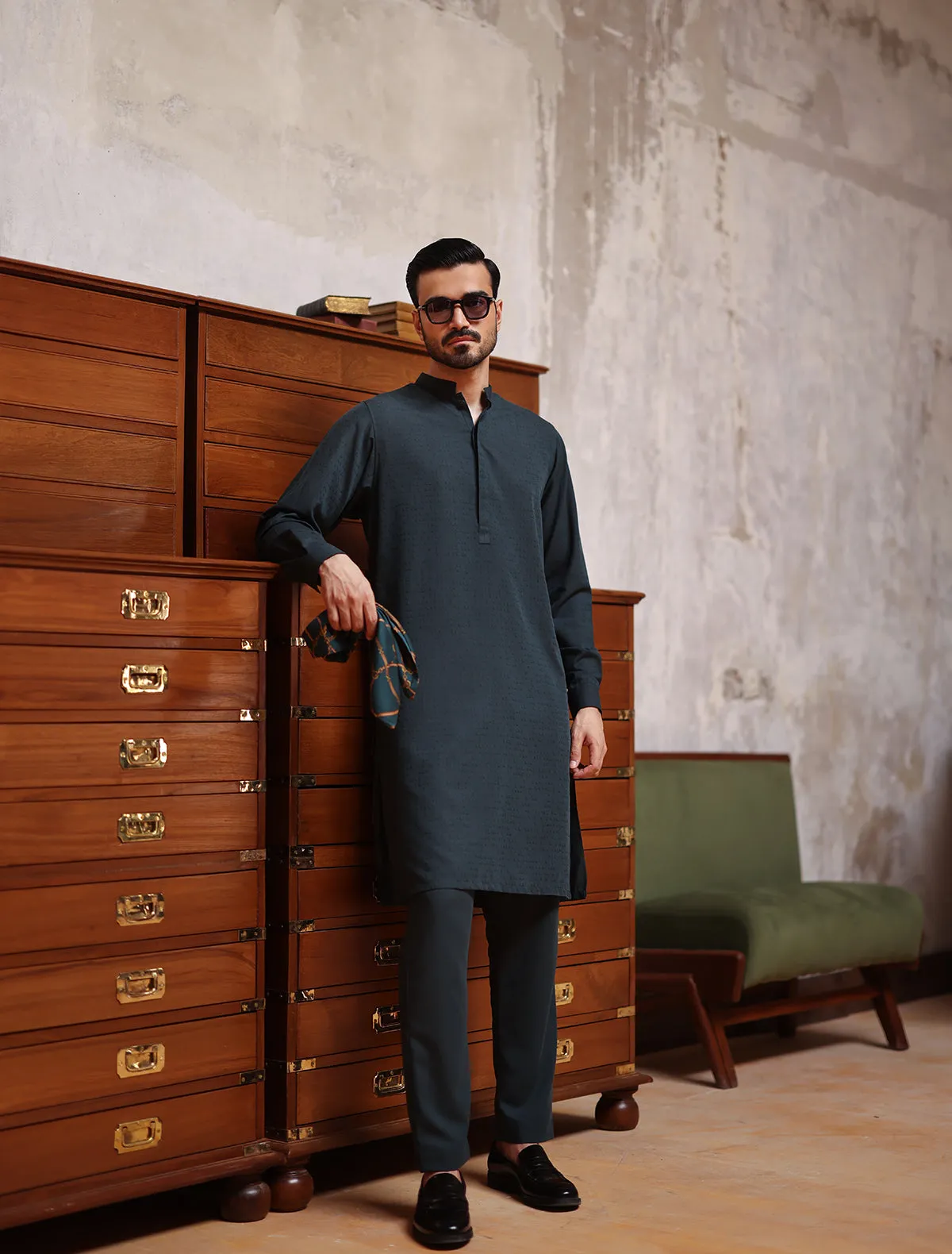 GREEN JACQUARD KURTA PAJAMA