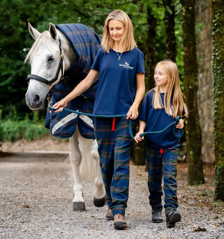 Rhino® Plus Vari-Layer 250G Medium Turnout Blanket - Limited Edition Holiday Colours!