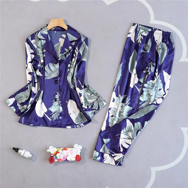 Two-Piece Cozy Soft Long Sleeve Pajamas Set